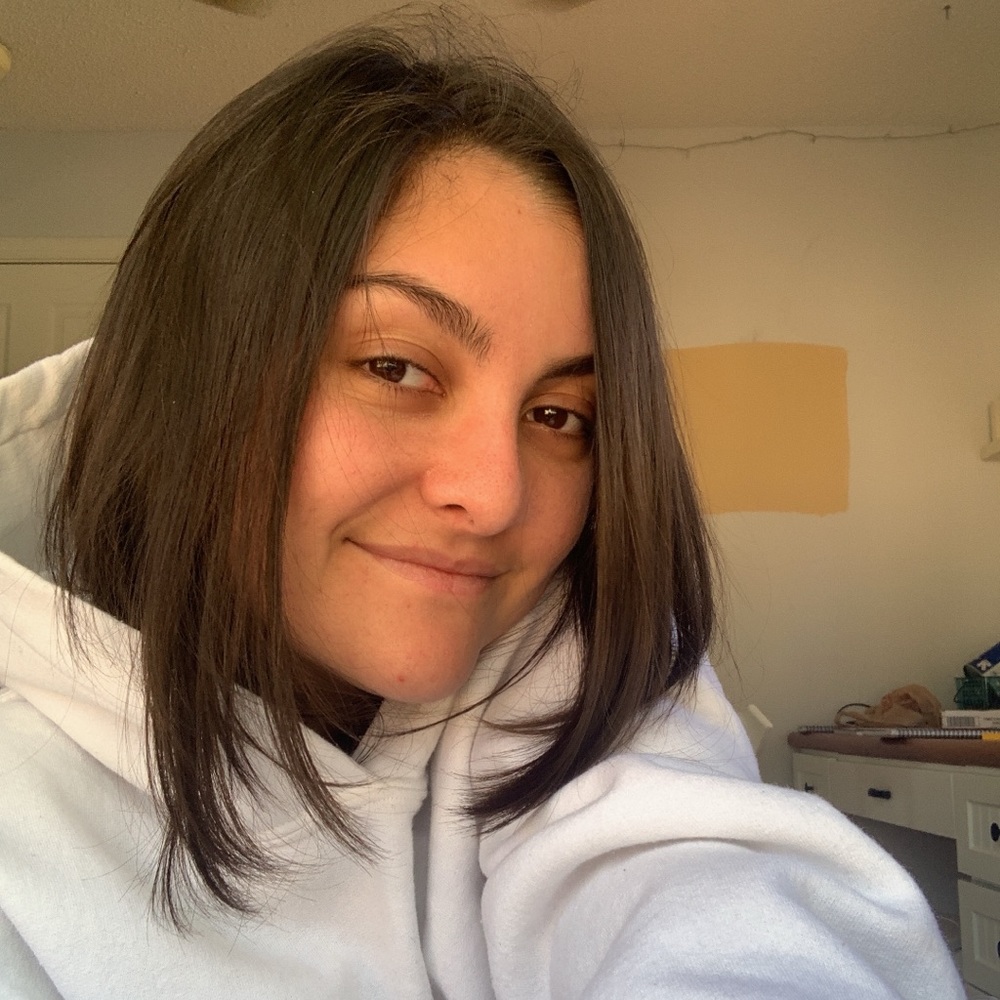 Meet your Posher, Dina
